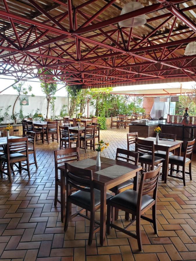 Appartamento Sol Vitoria Marina - Mahi Mahi - Corredor Da Vitoria Salvador Esterno foto