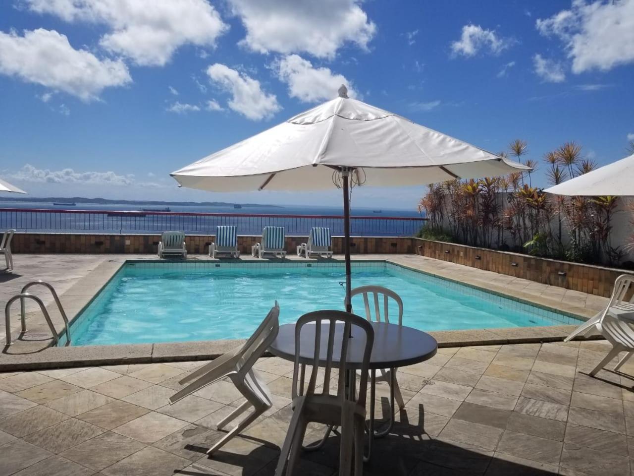 Appartamento Sol Vitoria Marina - Mahi Mahi - Corredor Da Vitoria Salvador Esterno foto
